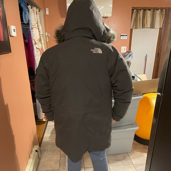 Sought after men’s McMurdo parka Northface - Picture 6 of 9